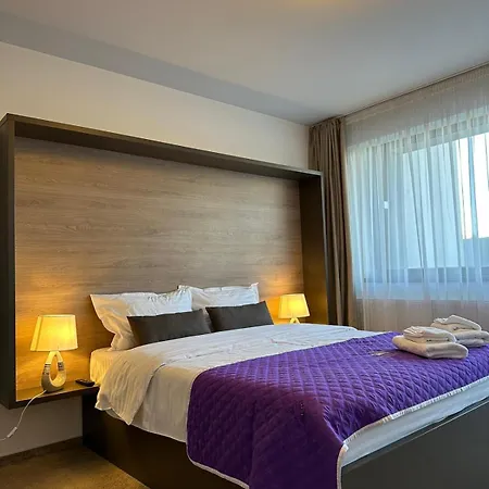 Luxury Studios & Apartments Aparthotel By Glam - Parking Free Brasov Exterior photo