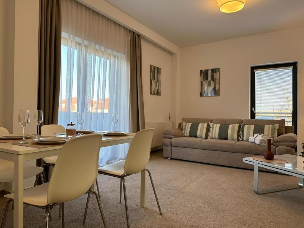 Luxury & By Glam - Parking Free Apartament