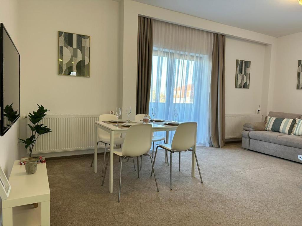 Luxury & By Glam - Parking Free Apartament