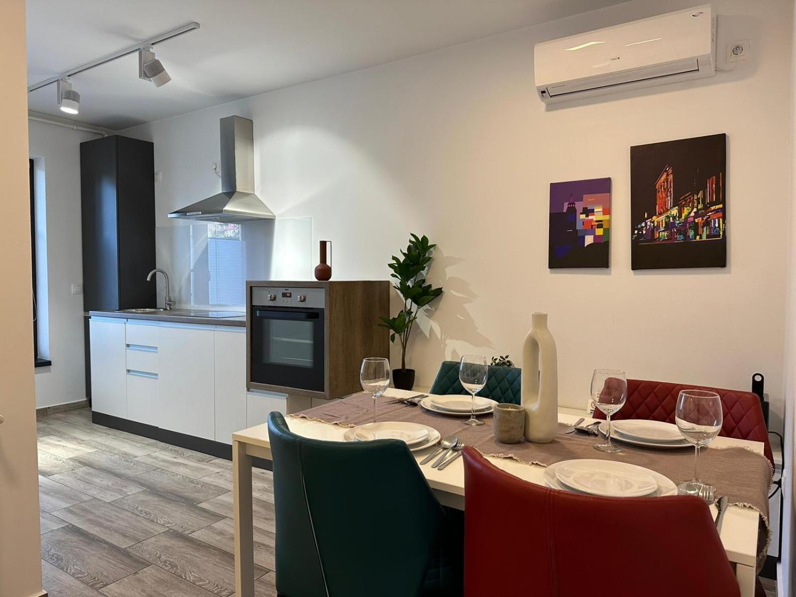 Apartament Luxury & By Glam - Parking Free *